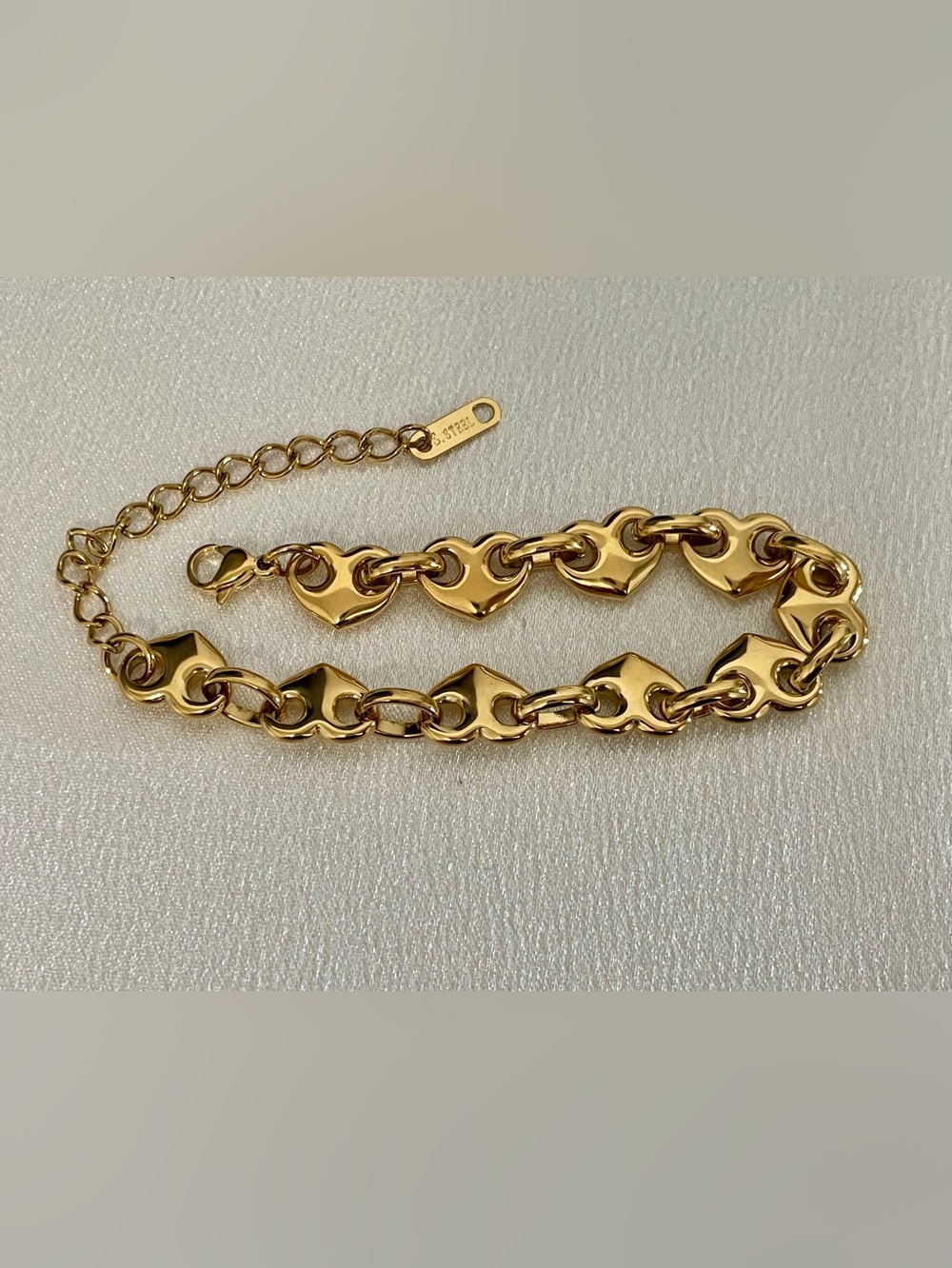 18K Gold Mariner Heart Link Puff Bracelet
